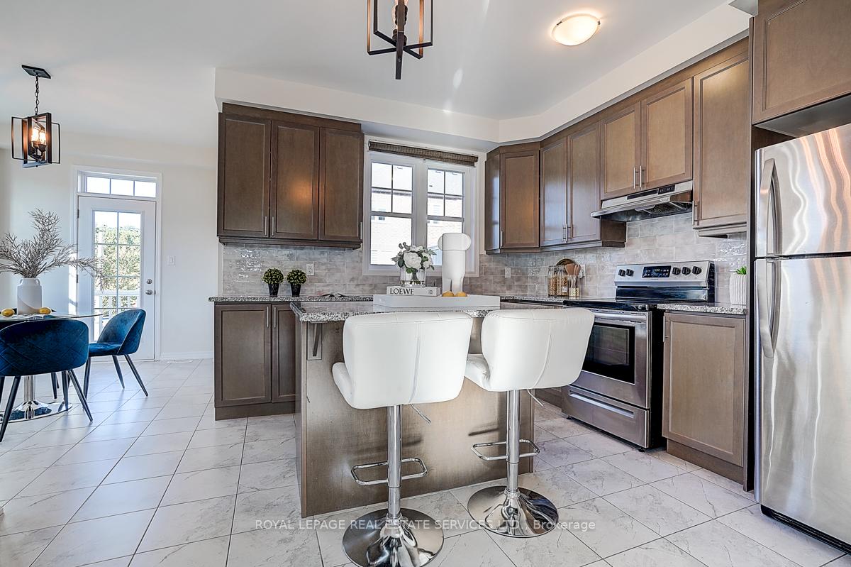 3439 George Savage Avenue