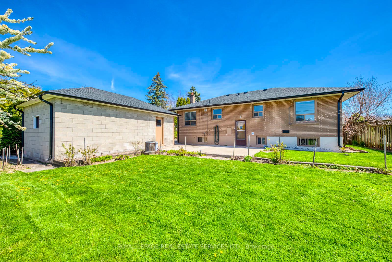 383 Wentworth Street BSMT