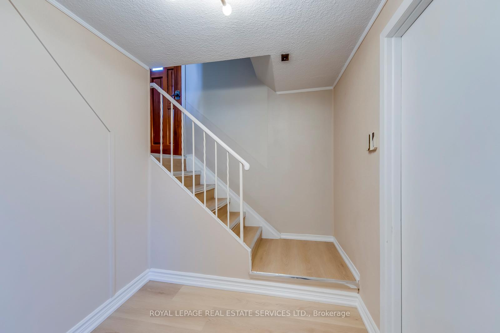 383 Wentworth Street BSMT