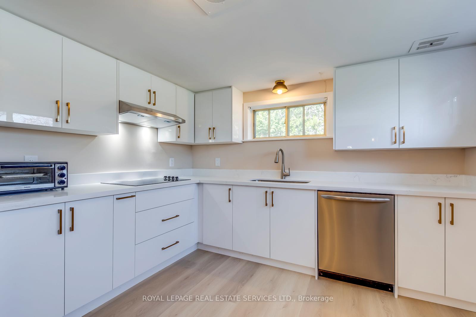 383 Wentworth Street BSMT