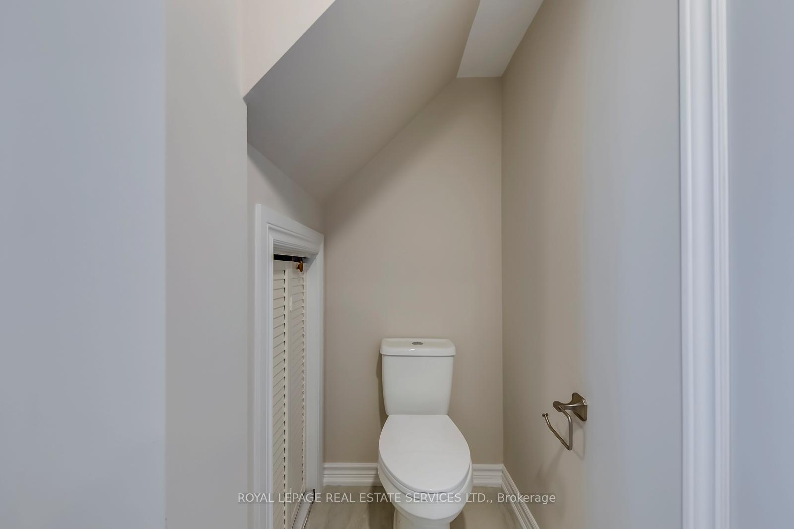 383 Wentworth Street BSMT