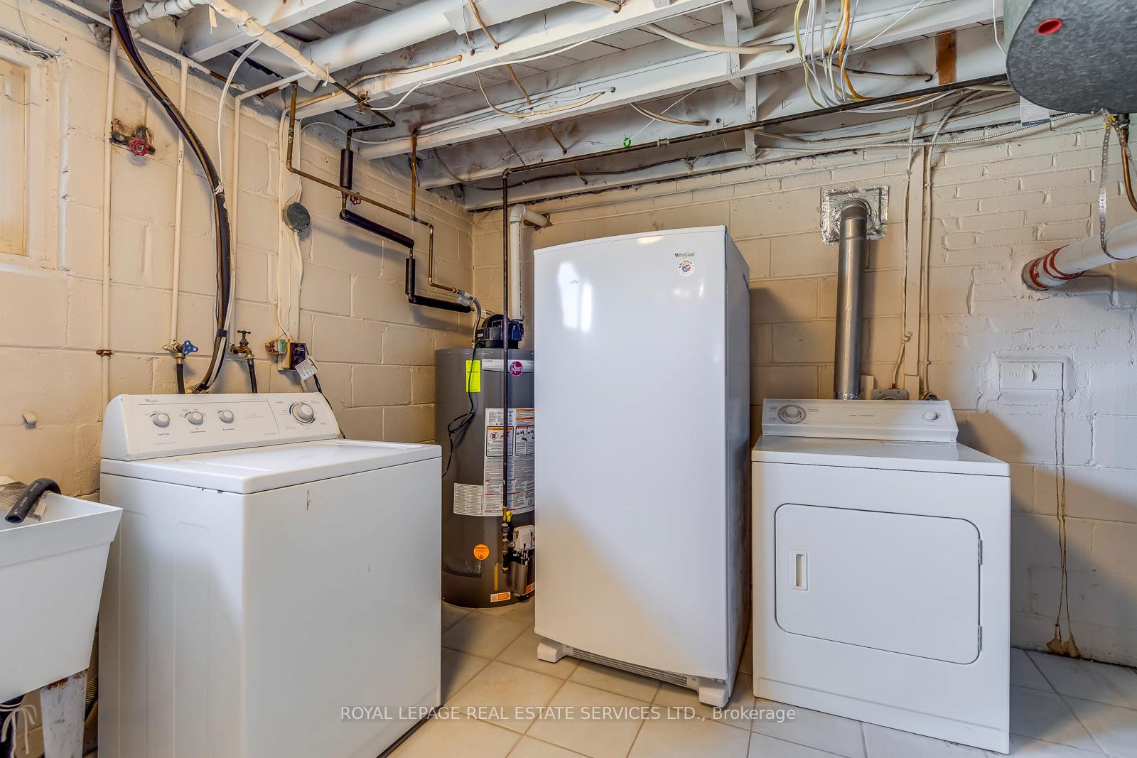 383 Wentworth Street BSMT