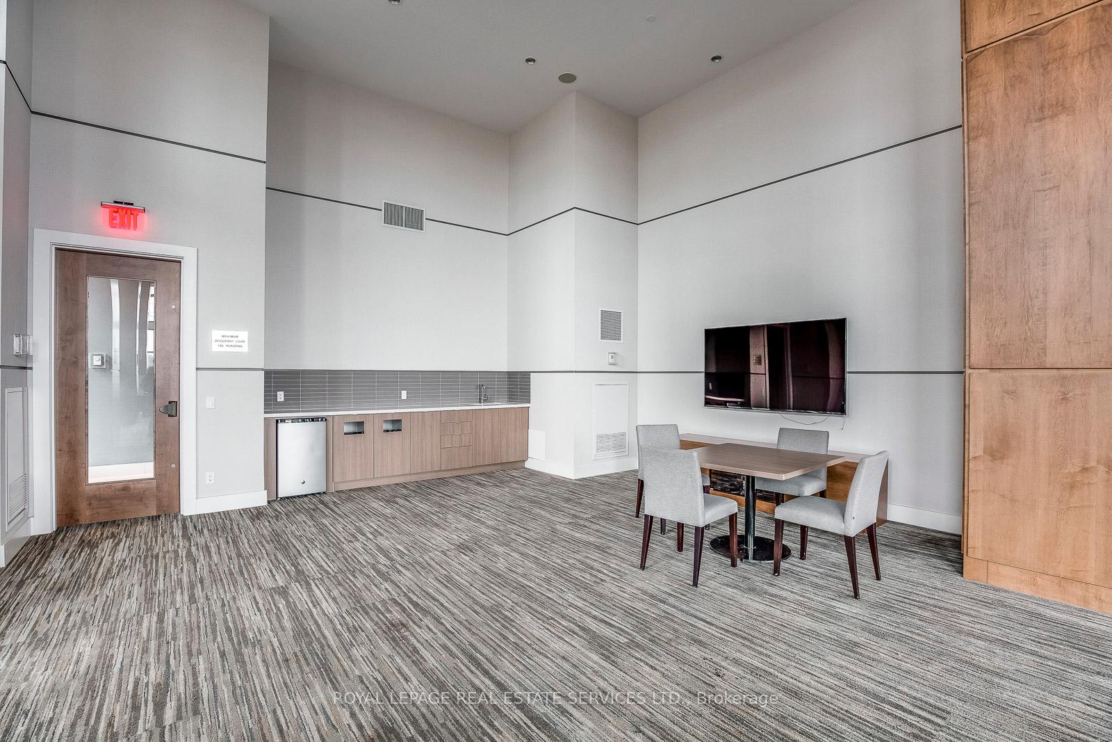 2200 Lakeshore Boulevard W 1908