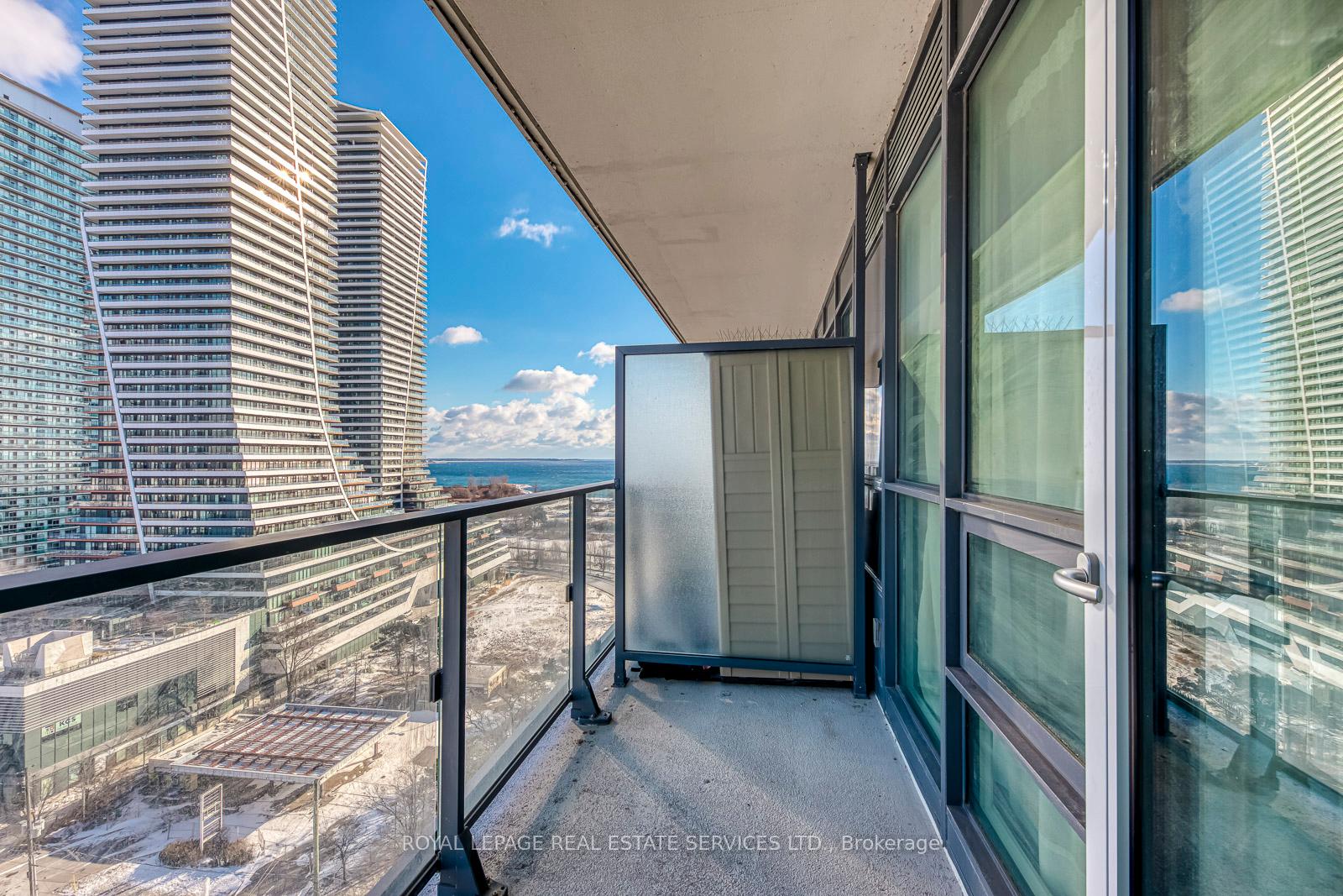 2200 Lakeshore Boulevard W 1908