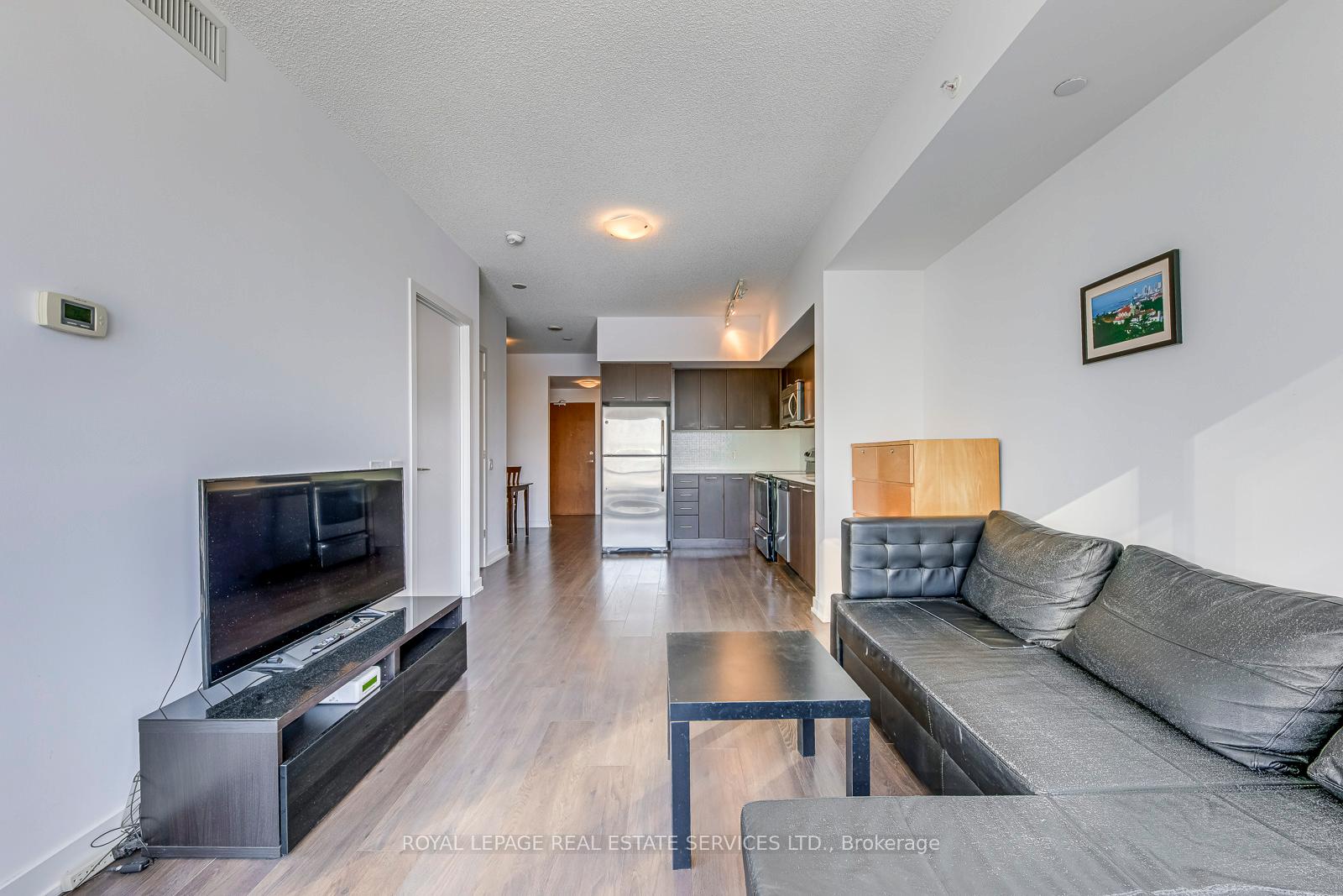 2200 Lakeshore Boulevard W 1908