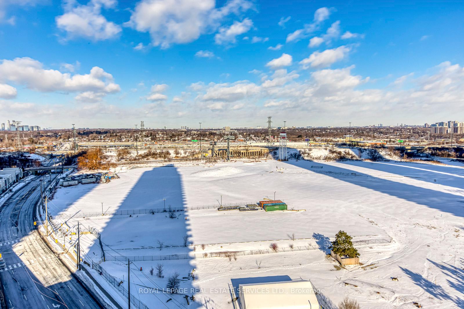 2200 Lakeshore Boulevard W 1908