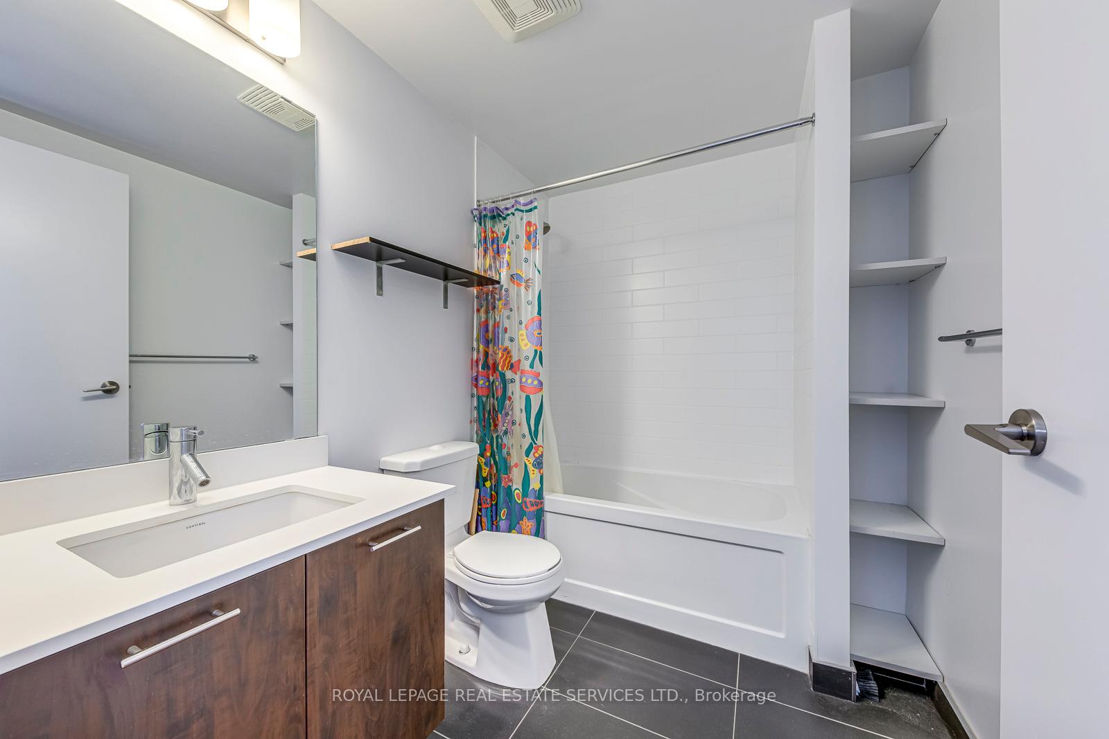 2200 Lakeshore Boulevard W 1908