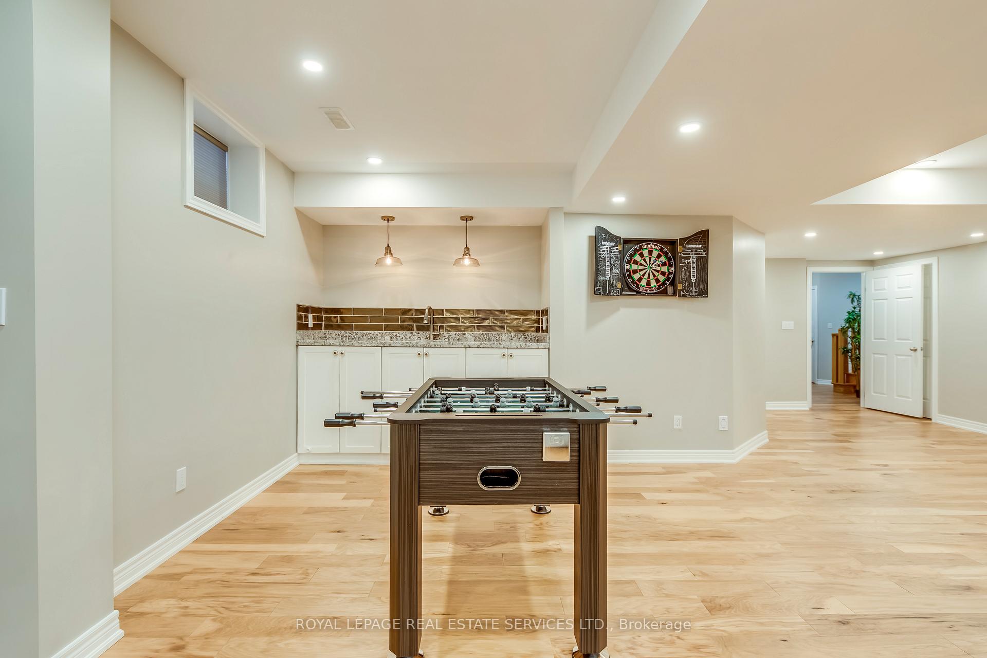 1109 Kestell Boulevard