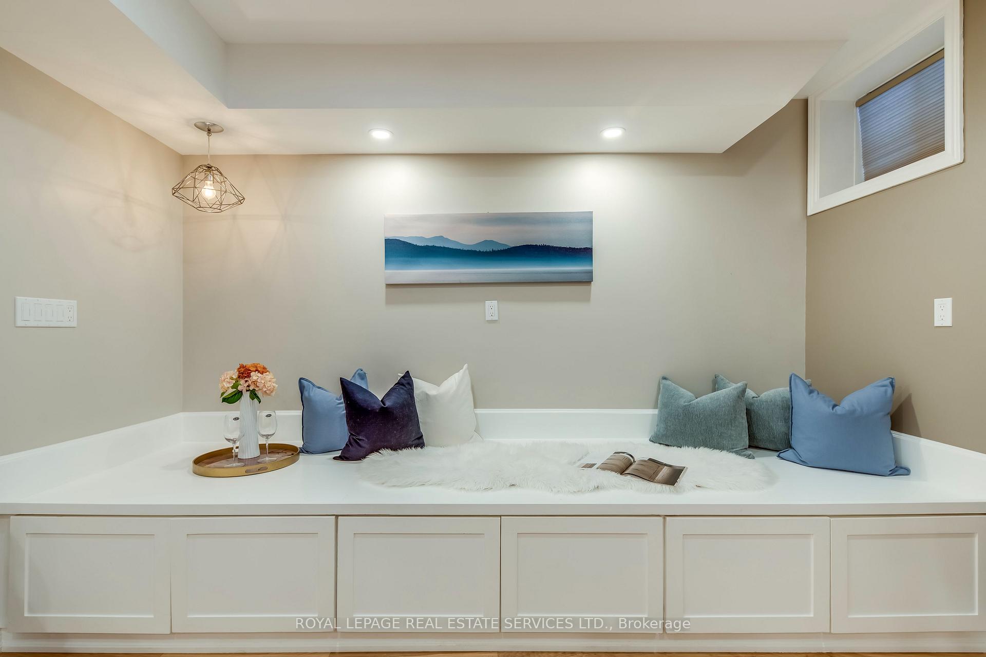 1109 Kestell Boulevard