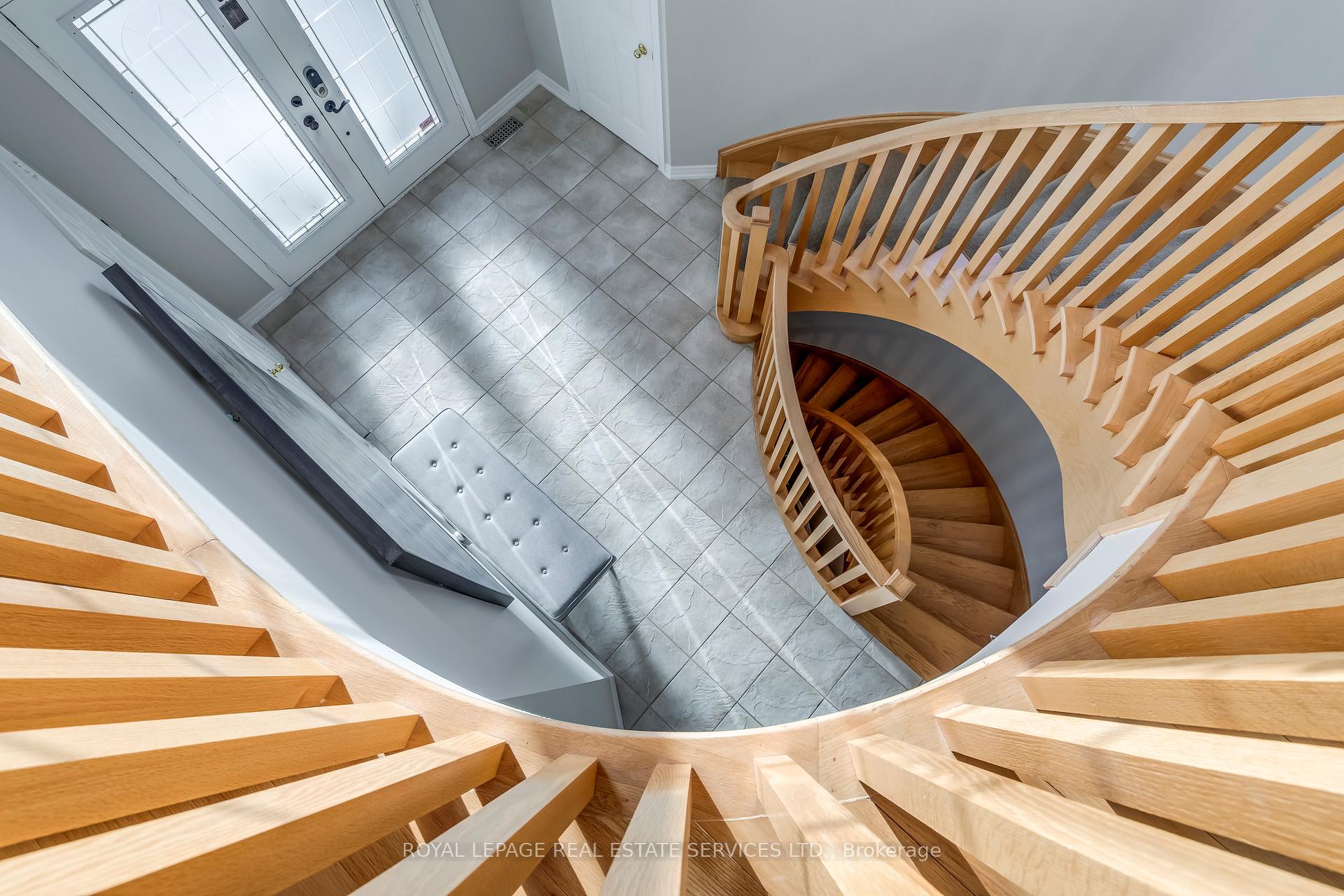 1109 Kestell Boulevard