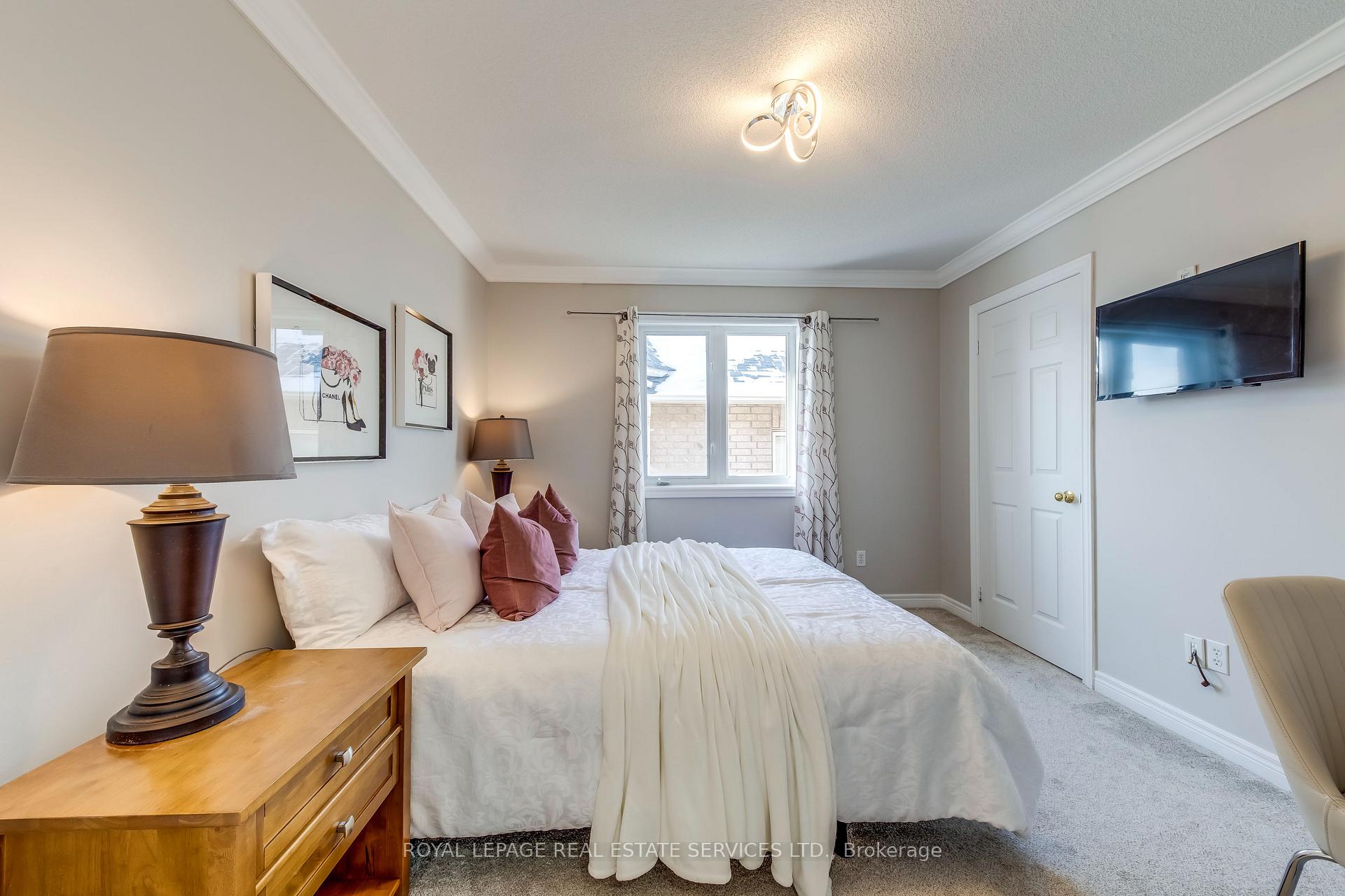 1109 Kestell Boulevard