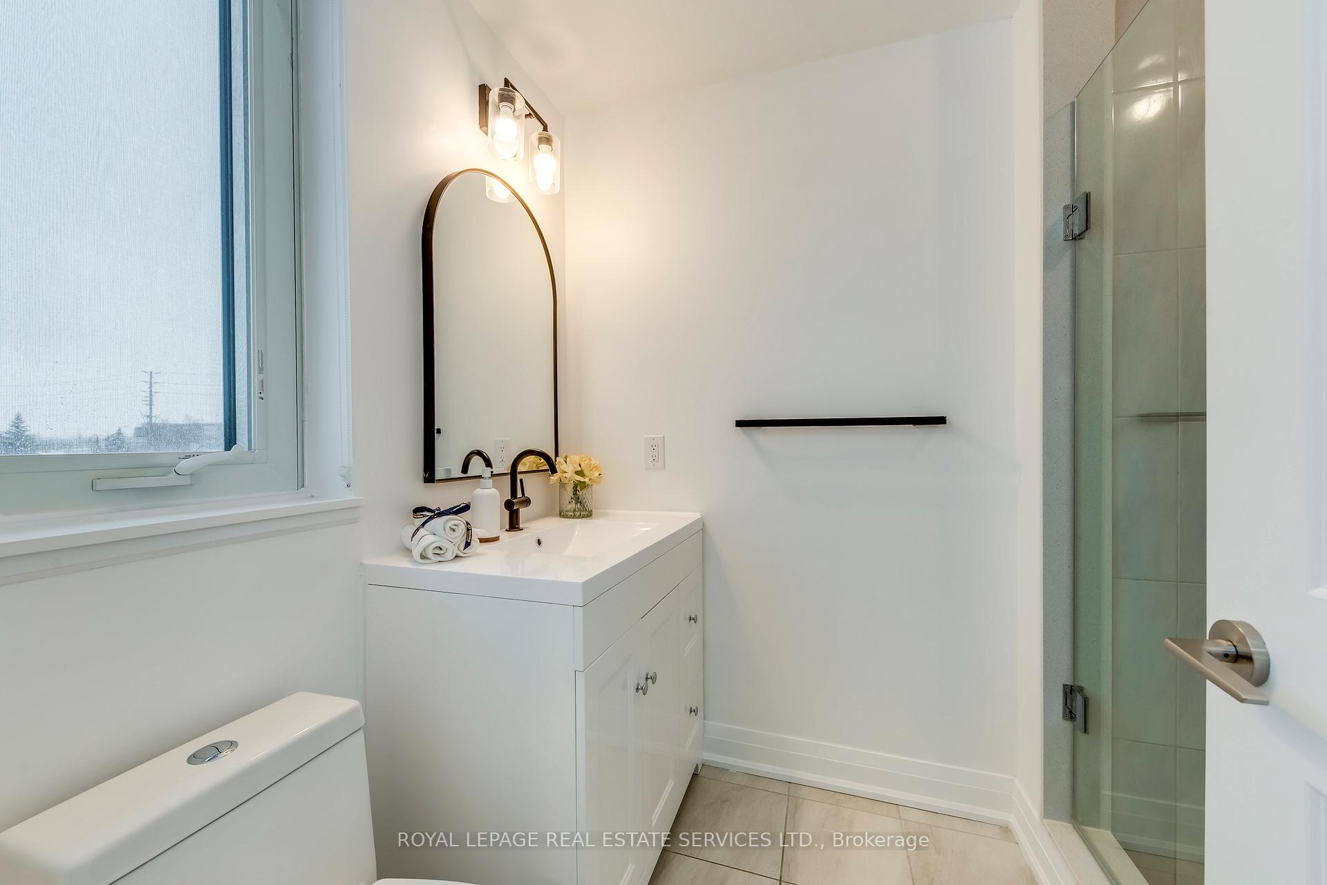 2388 Khalsa Gate 307