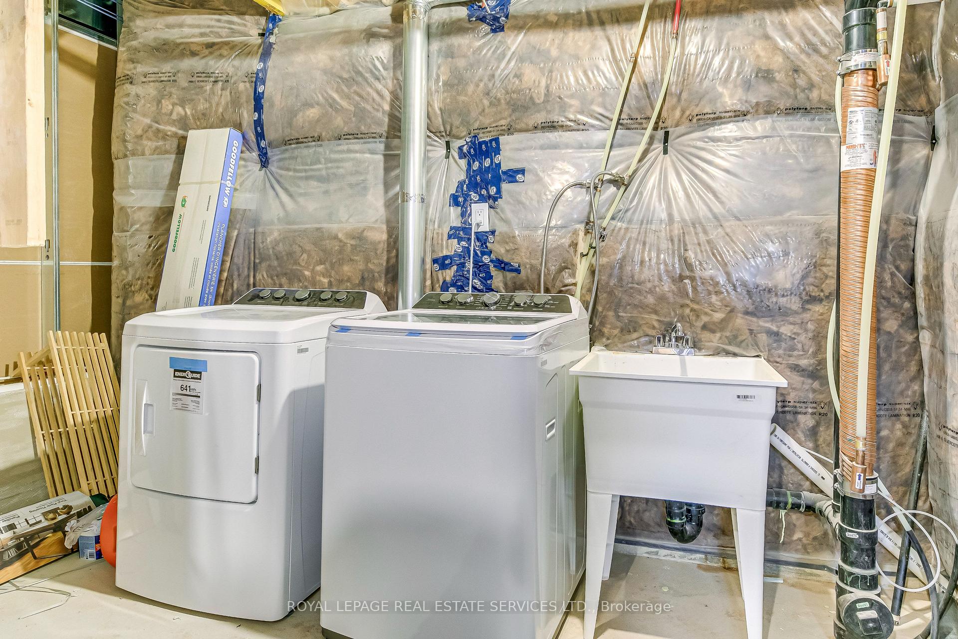 1367 Pelican Passage, Oakville