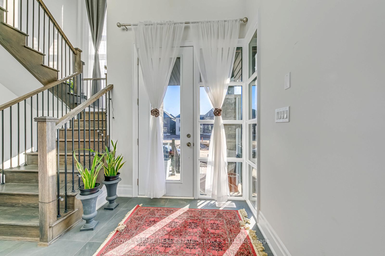 1367 Pelican Passage, Oakville