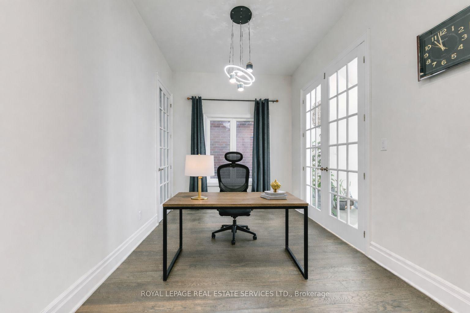 1367 Pelican Passage, Oakville