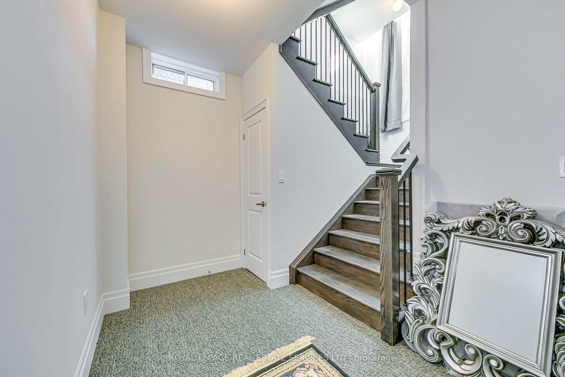 1367 Pelican Passage, Oakville