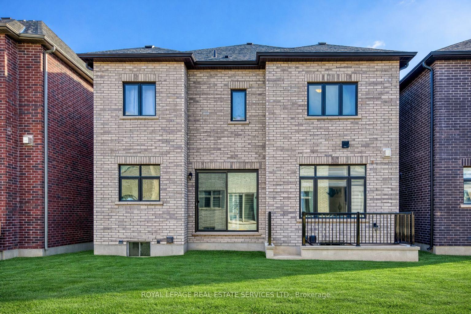 1367 Pelican Passage, Oakville