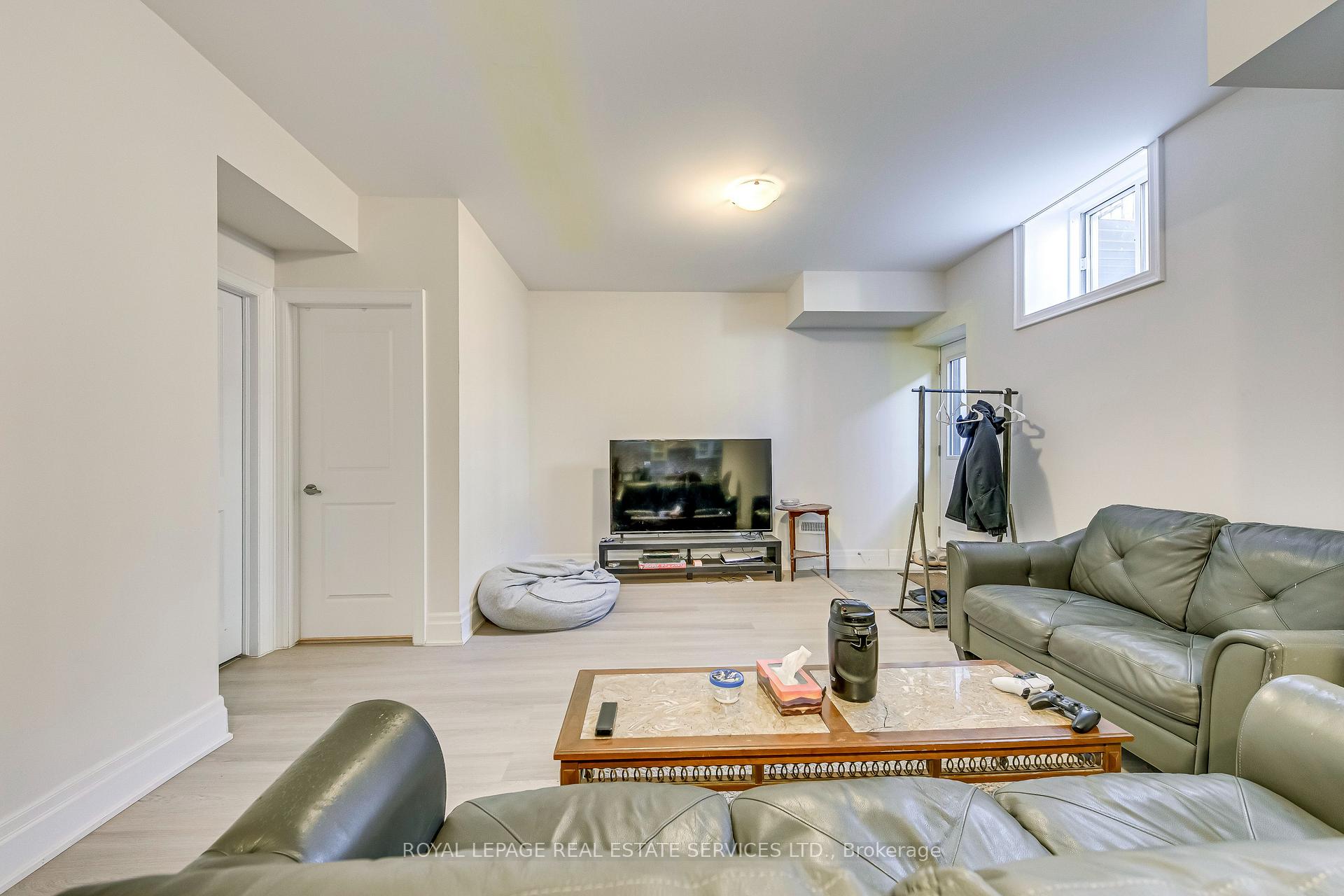 1367 Pelican Passage, Oakville