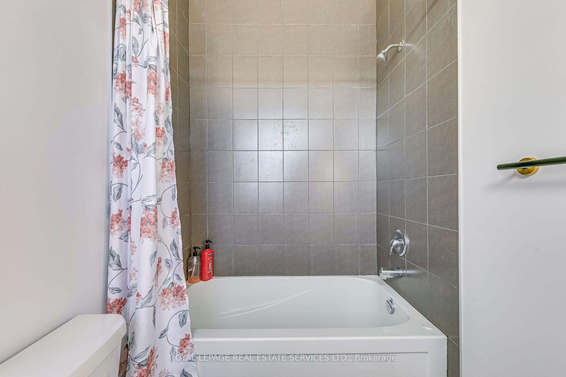 1367 Pelican Passage, Oakville