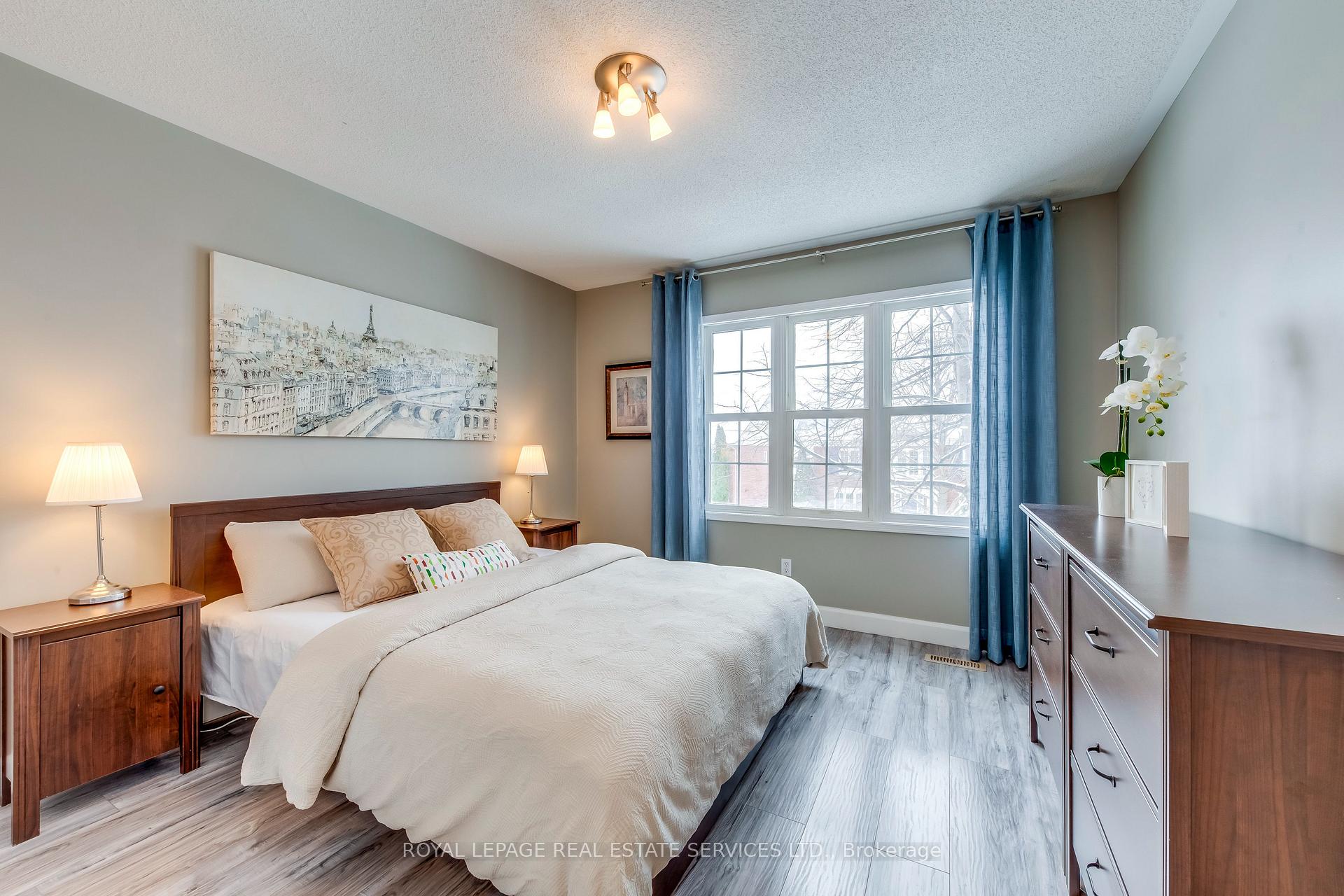 223 Lexington Road, Oakville