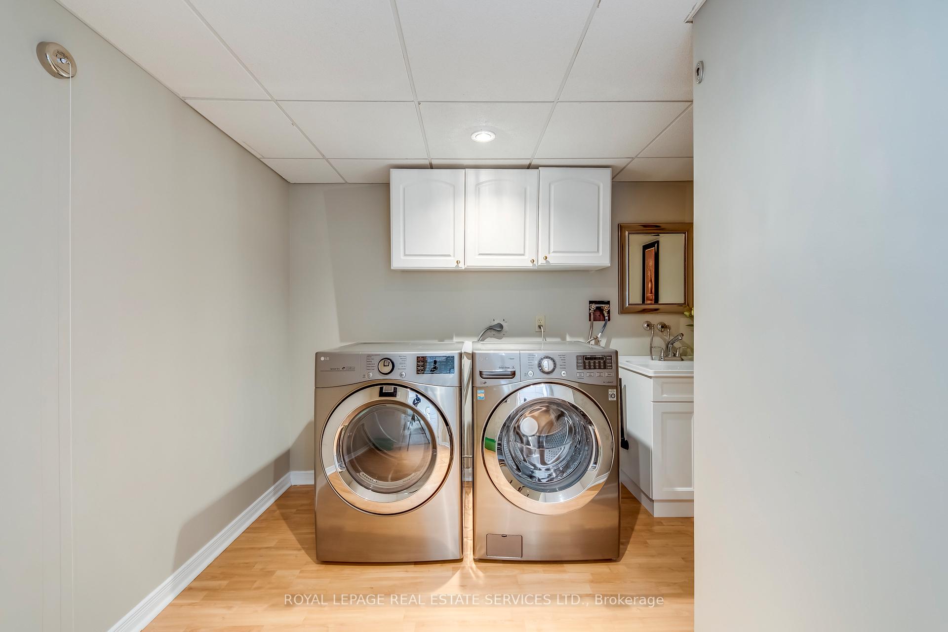 223 Lexington Road, Oakville