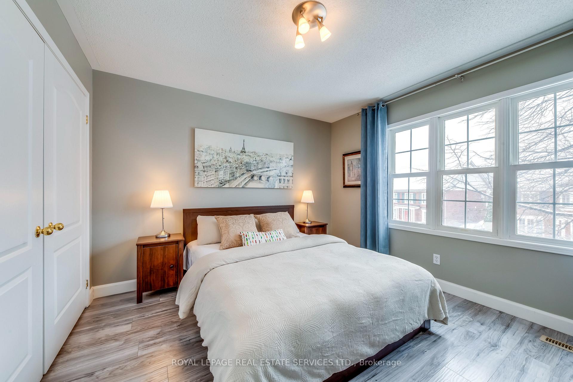 223 Lexington Road, Oakville