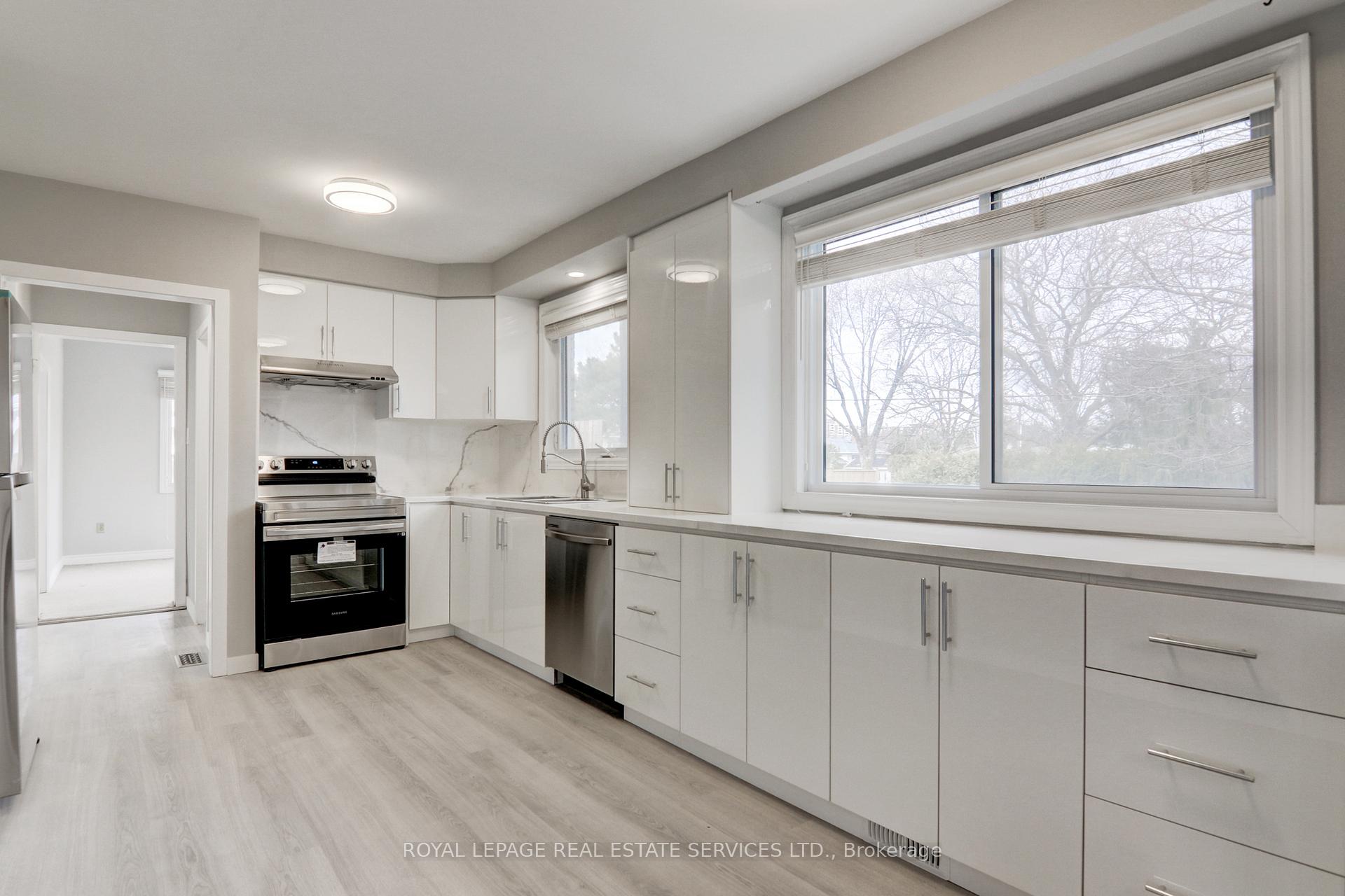 1191 Newton Road, Oakville, ON L6H 2A1, Oakville ON, L6H 2A1