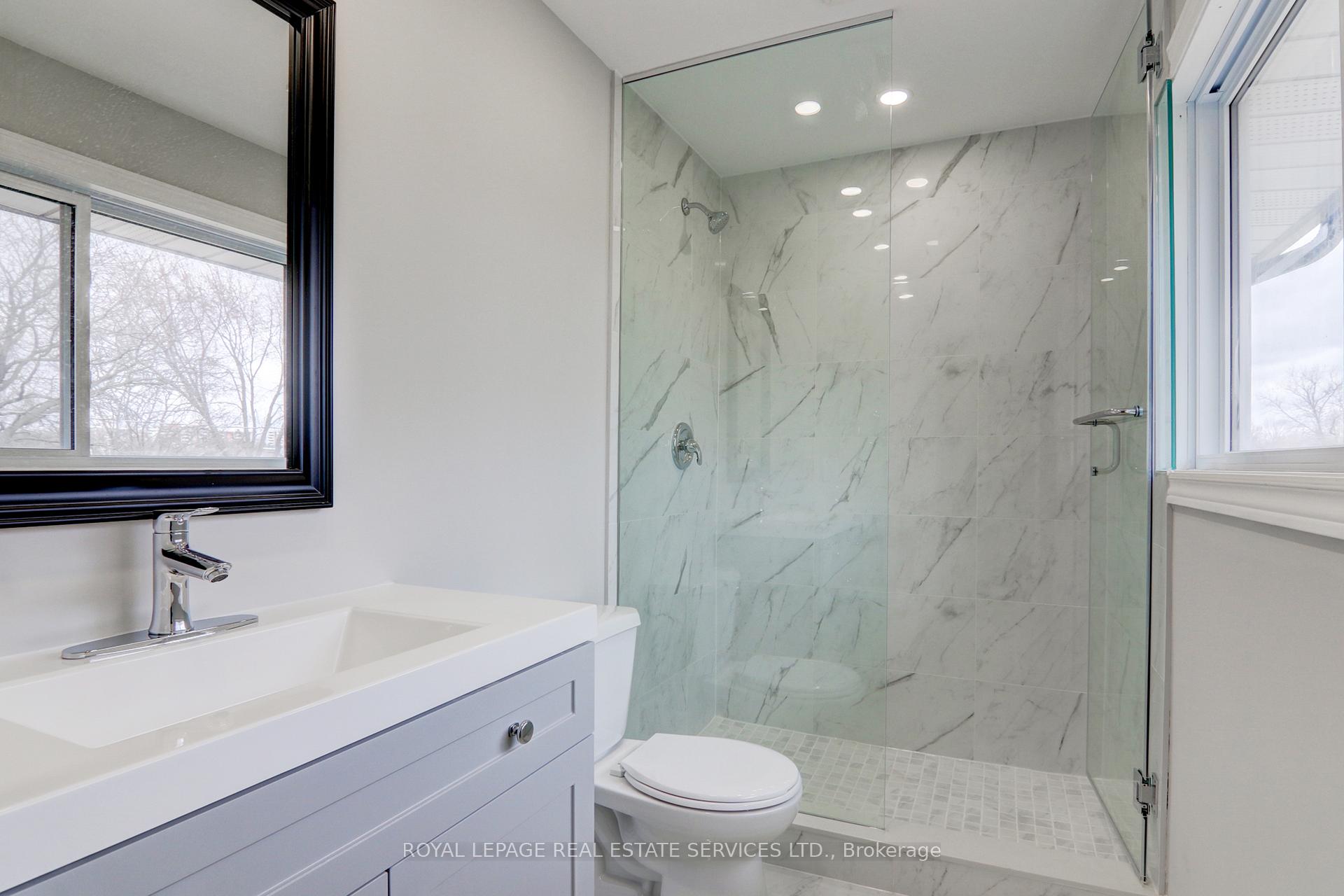 1191 Newton Road, Oakville, ON L6H 2A1, Oakville ON, L6H 2A1