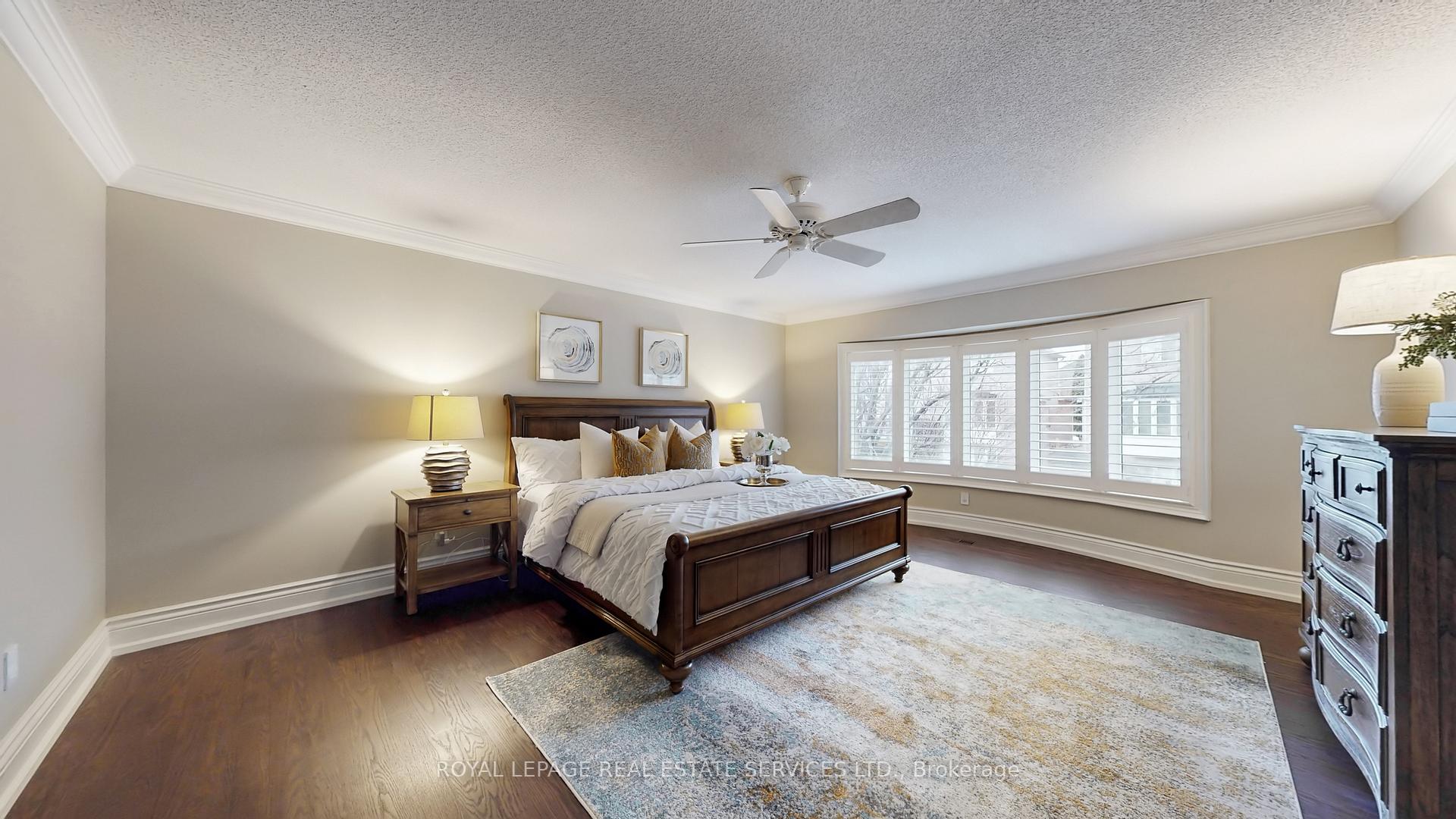 1197 Lindenrock Drive, Oakville