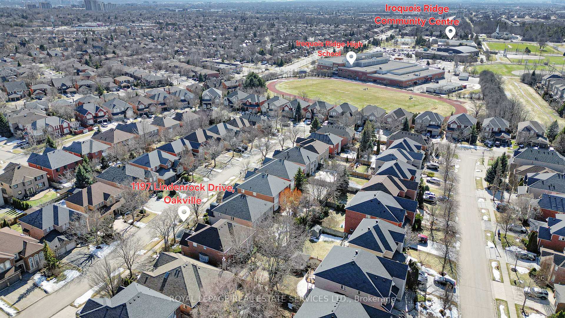 1197 Lindenrock Drive, Oakville