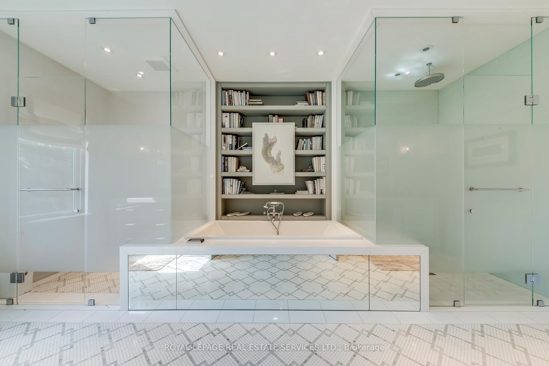 1522 Devon Road, Oakville, ON L6J 2M5, Oakville ON, L6J 2M5