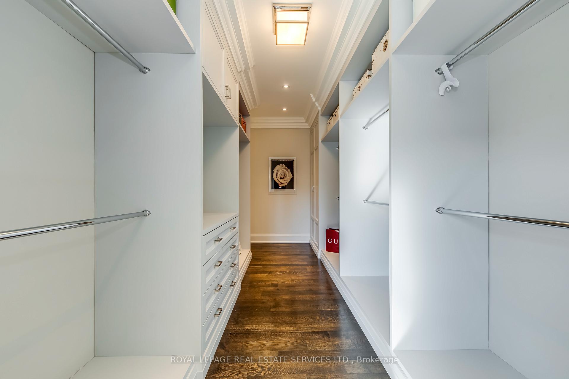 1522 Devon Road, Oakville, ON L6J 2M5, Oakville ON, L6J 2M5