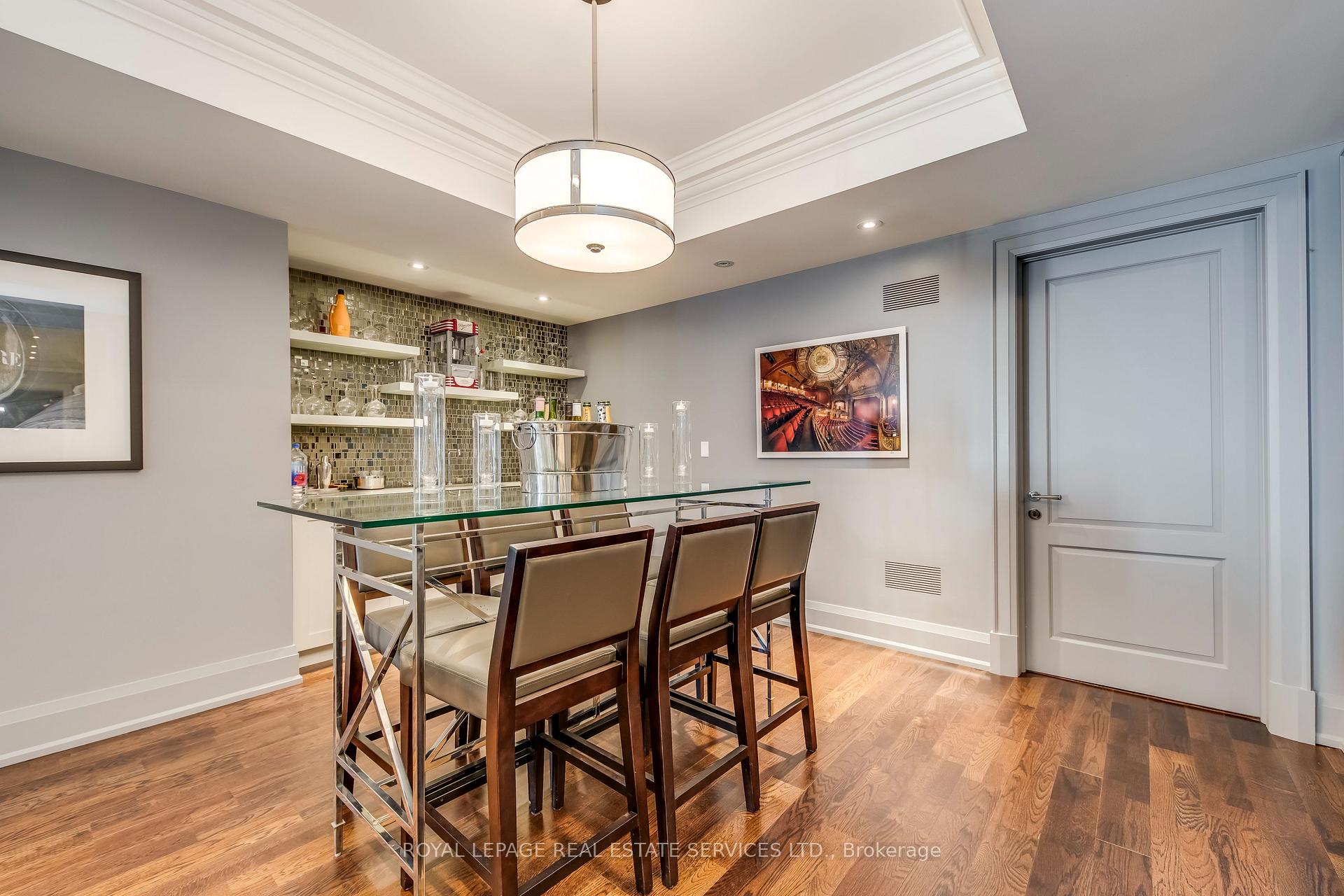 1522 Devon Road, Oakville, ON L6J 2M5, Oakville ON, L6J 2M5