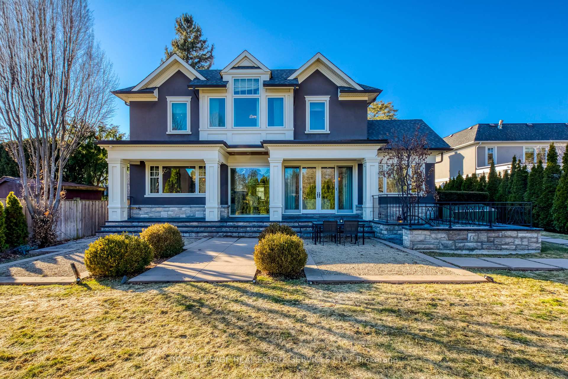 1522 Devon Road, Oakville, ON L6J 2M5, Oakville ON, L6J 2M5