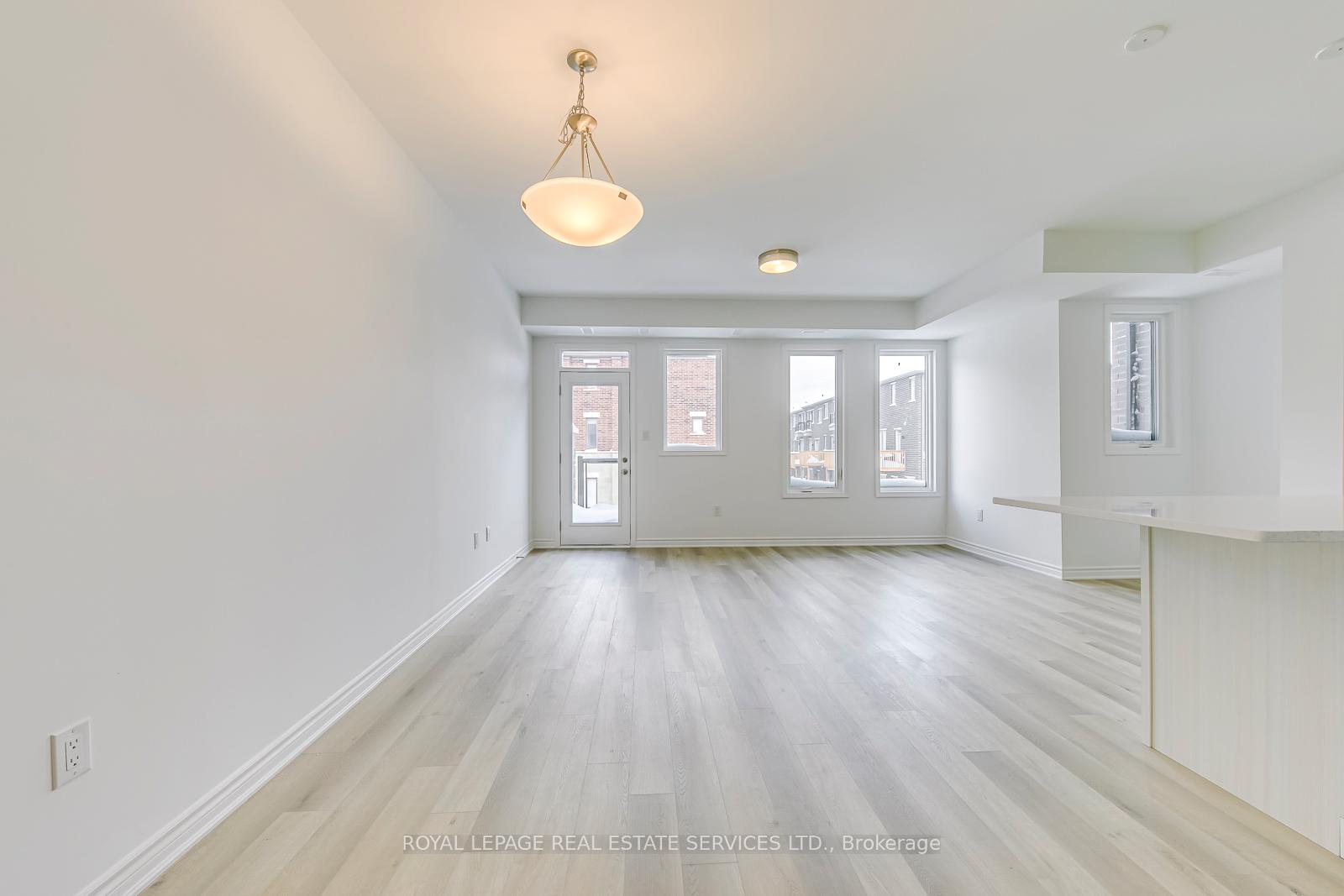 5142 Vetere Street