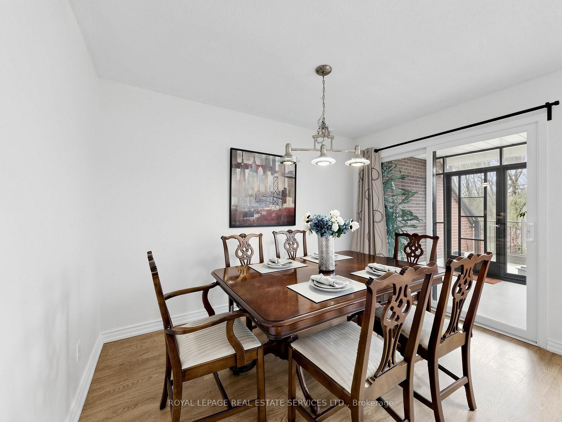 530 Falgarwood Drive 21