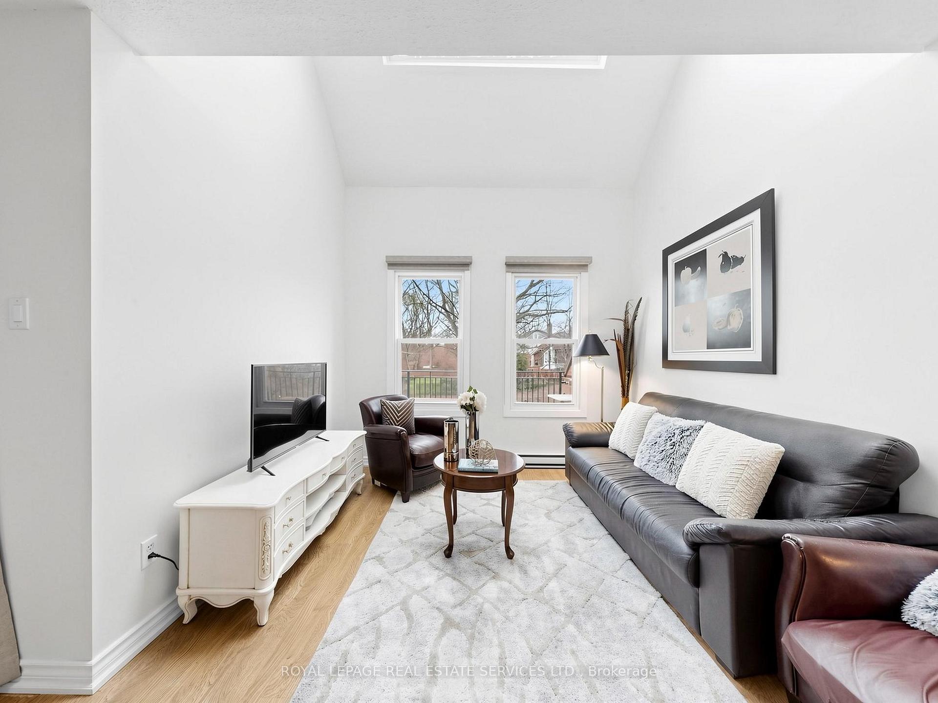 530 Falgarwood Drive 21