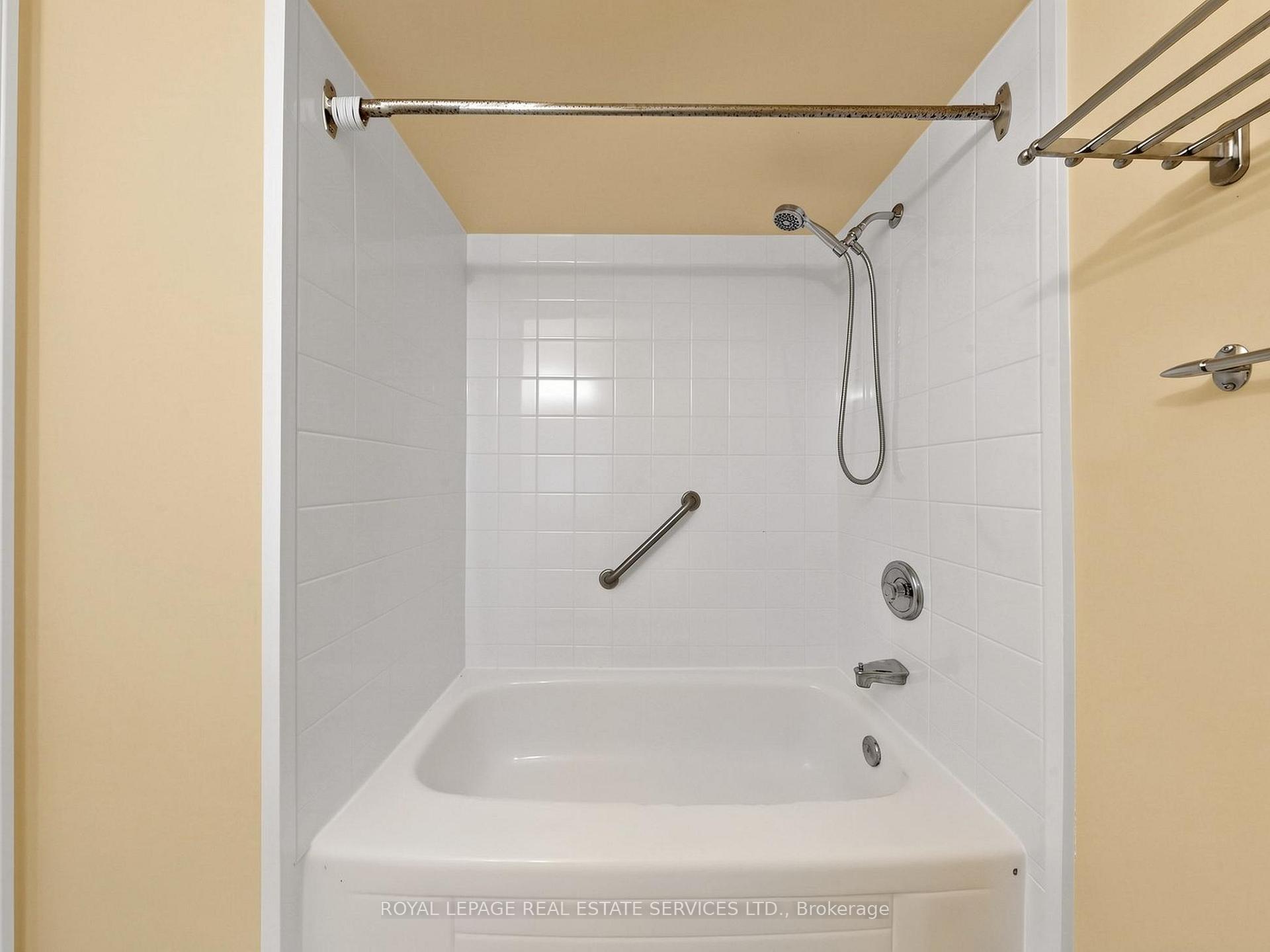 530 Falgarwood Drive 21