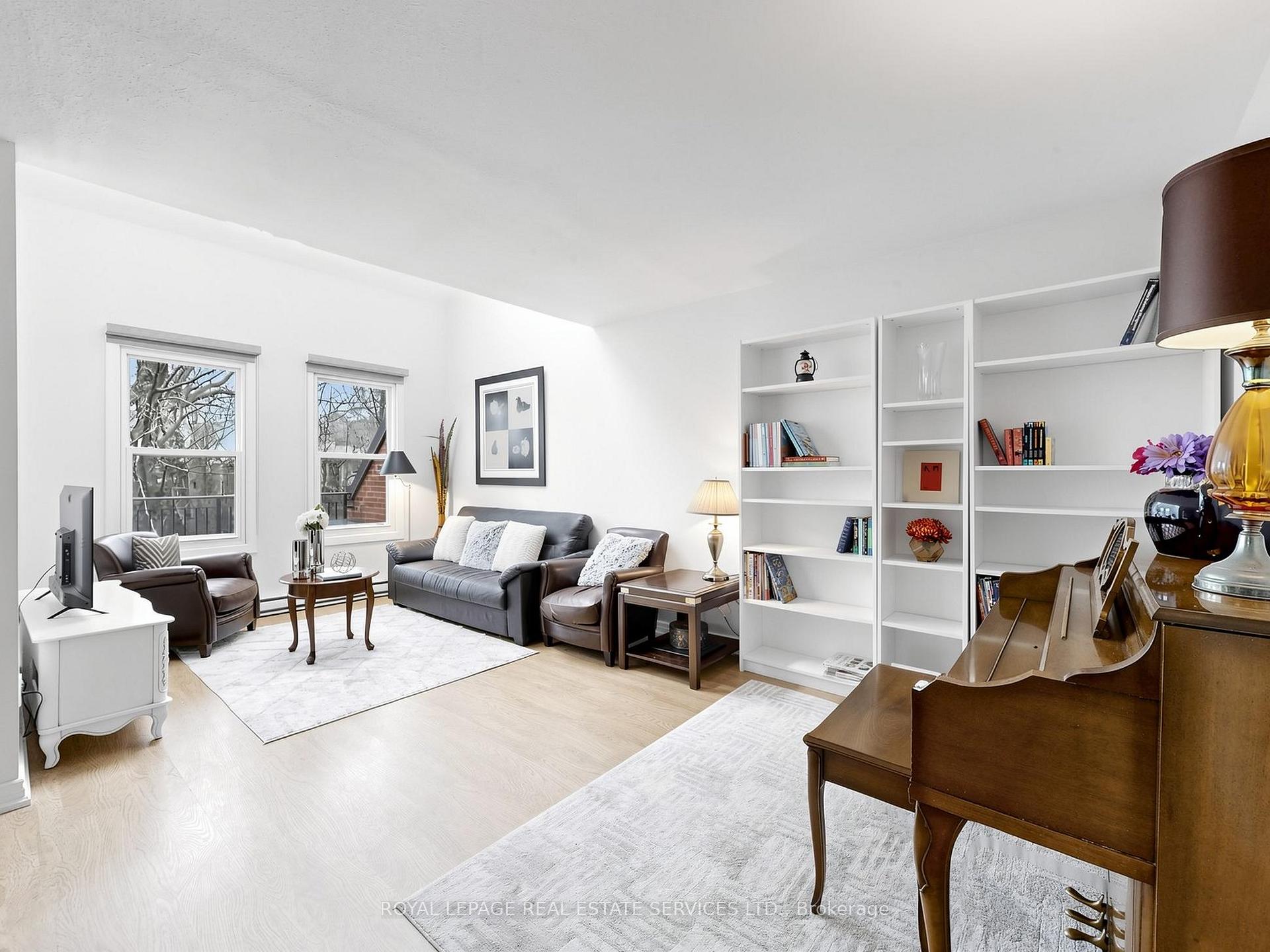 530 Falgarwood Drive 21