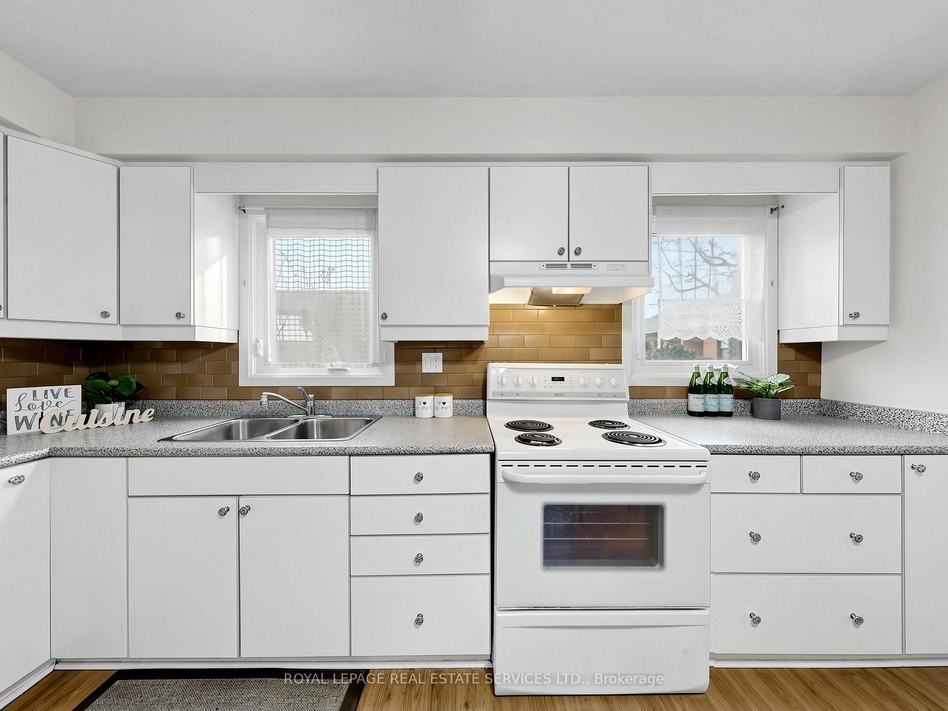 530 Falgarwood Drive 21