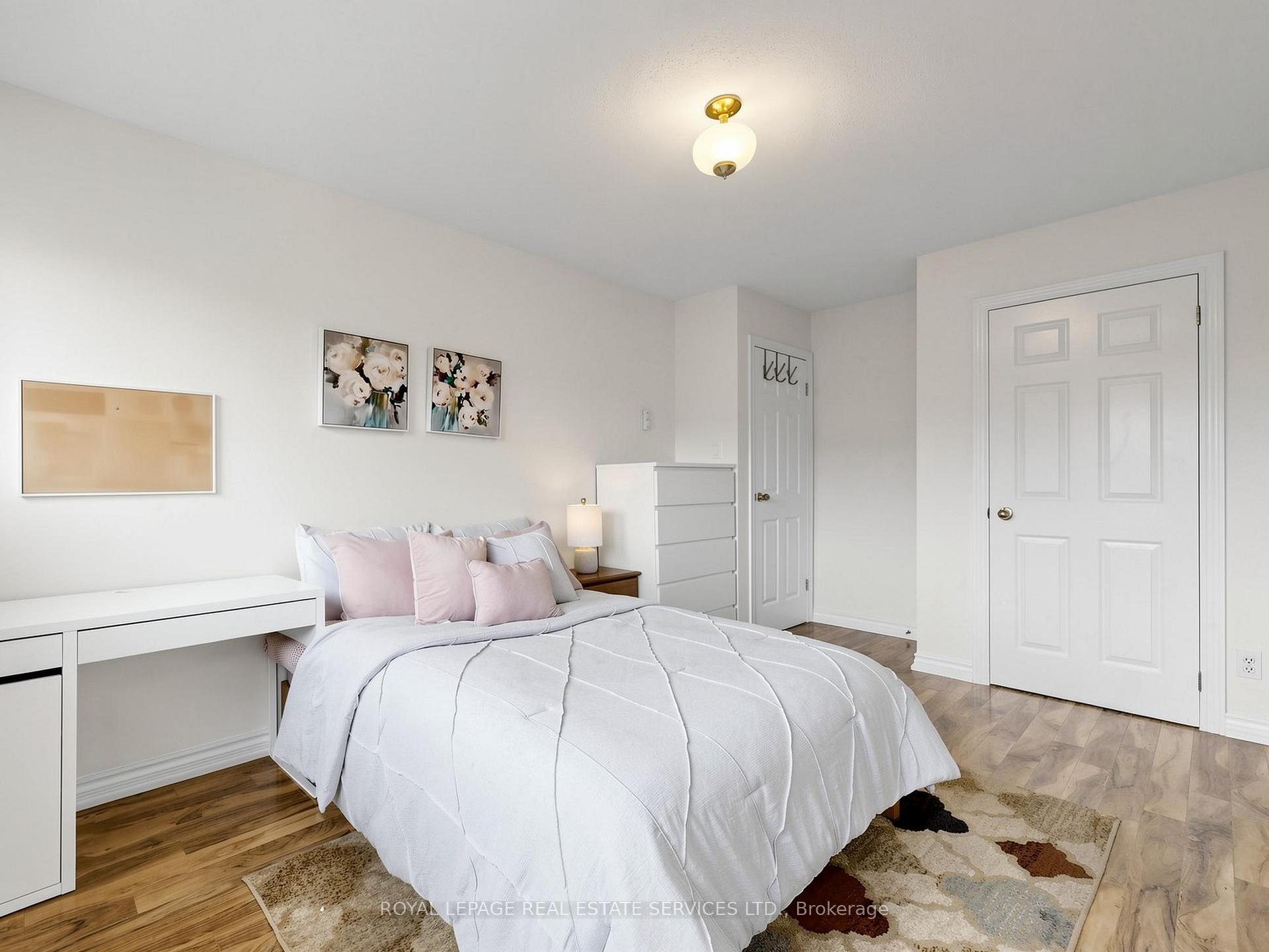 530 Falgarwood Drive 21