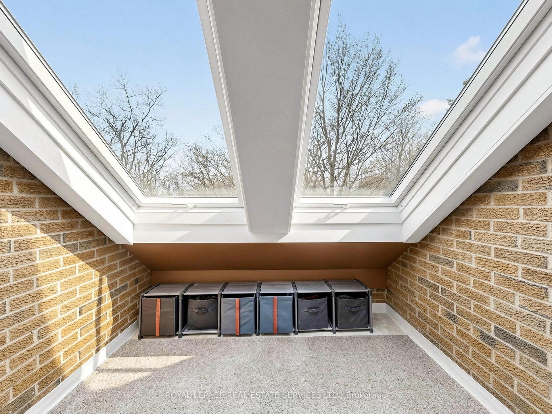 530 Falgarwood Drive 21