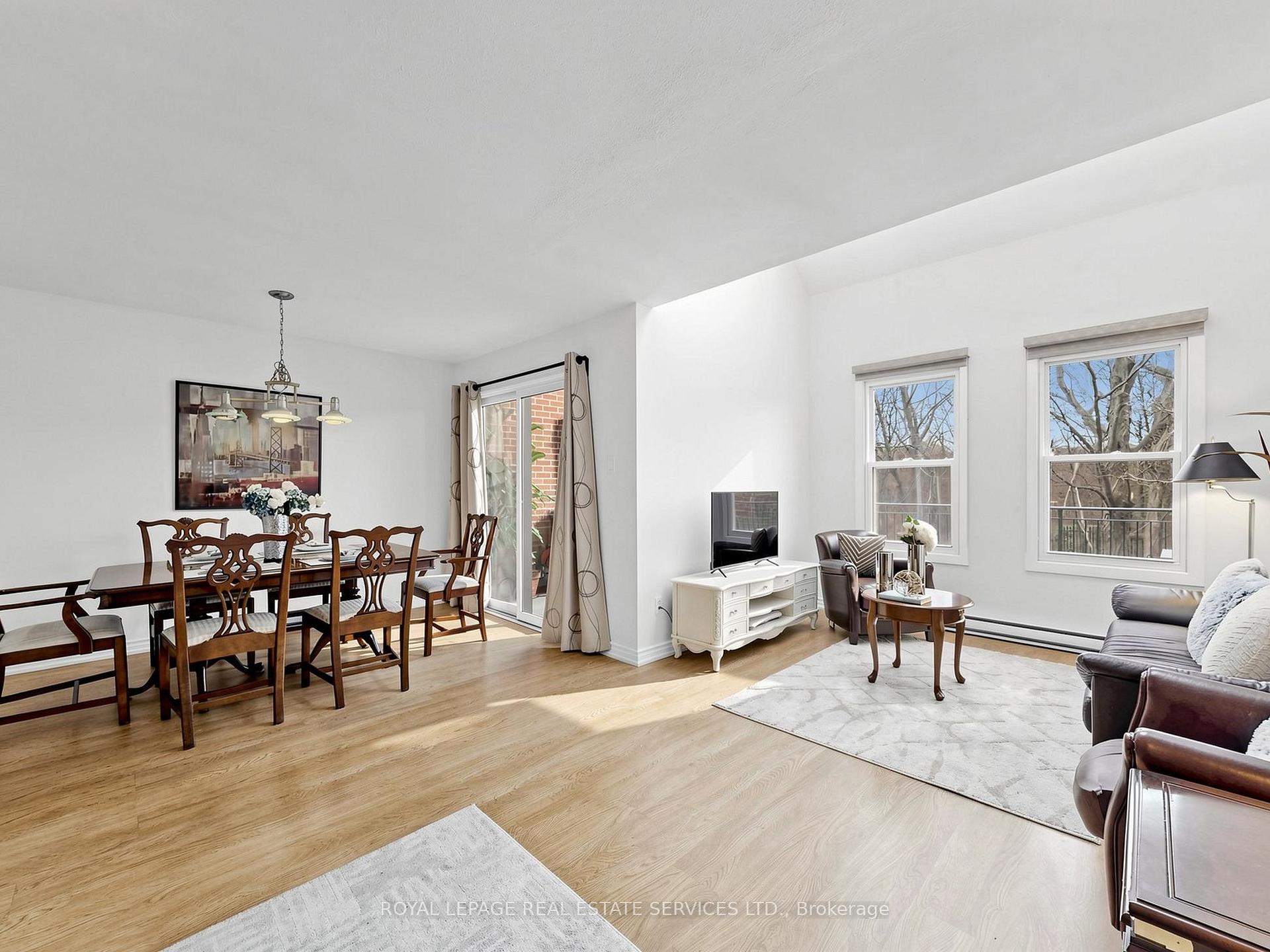 530 Falgarwood Drive 21