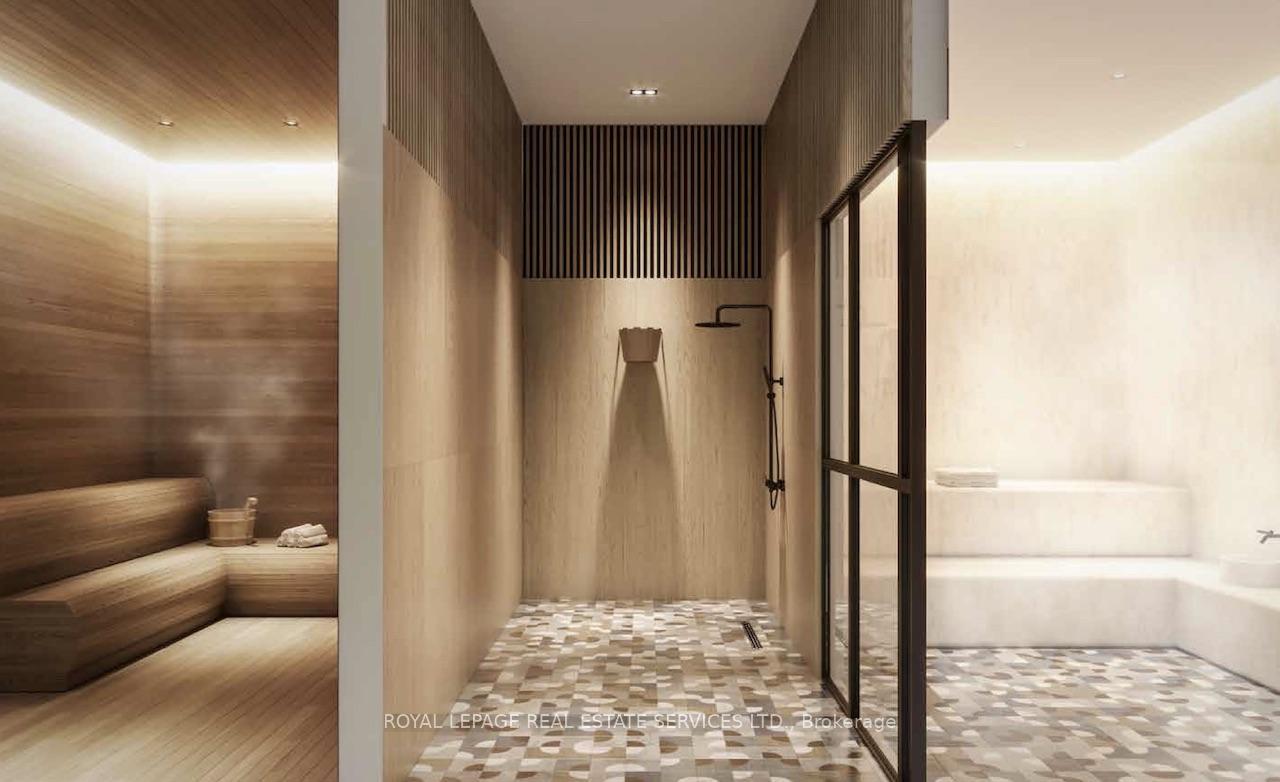 1185 Dupont Street 1211