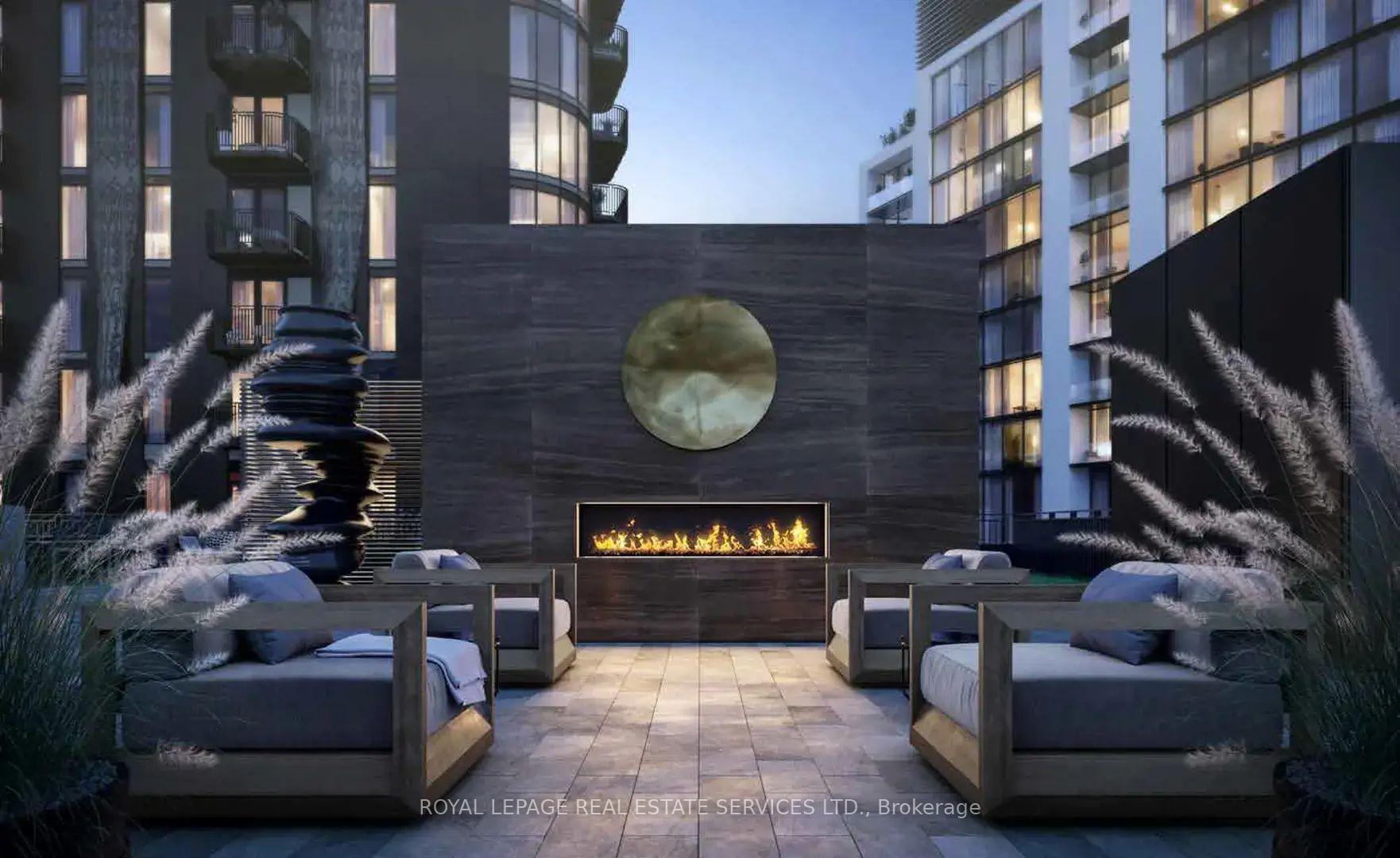 1185 Dupont Street 1211