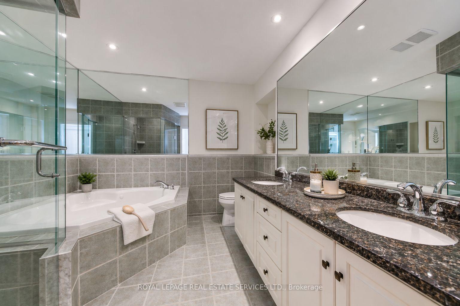 1327 Sedgewick Crescent