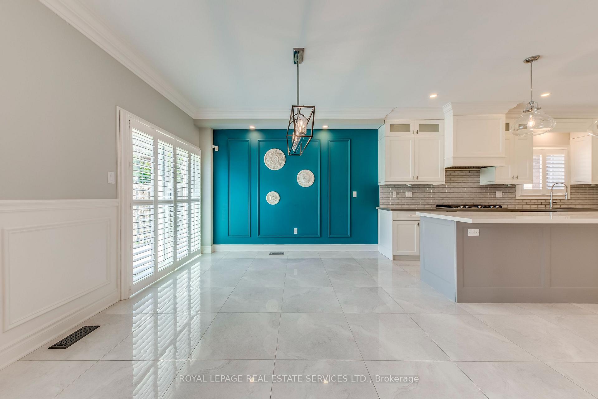 2488 Palmerston Road
