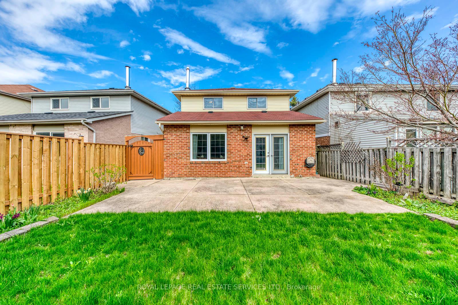 3390 Chartrand Crescent