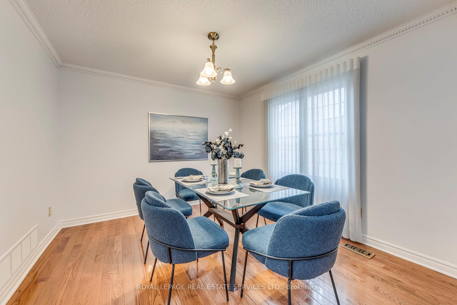 3390 Chartrand Crescent