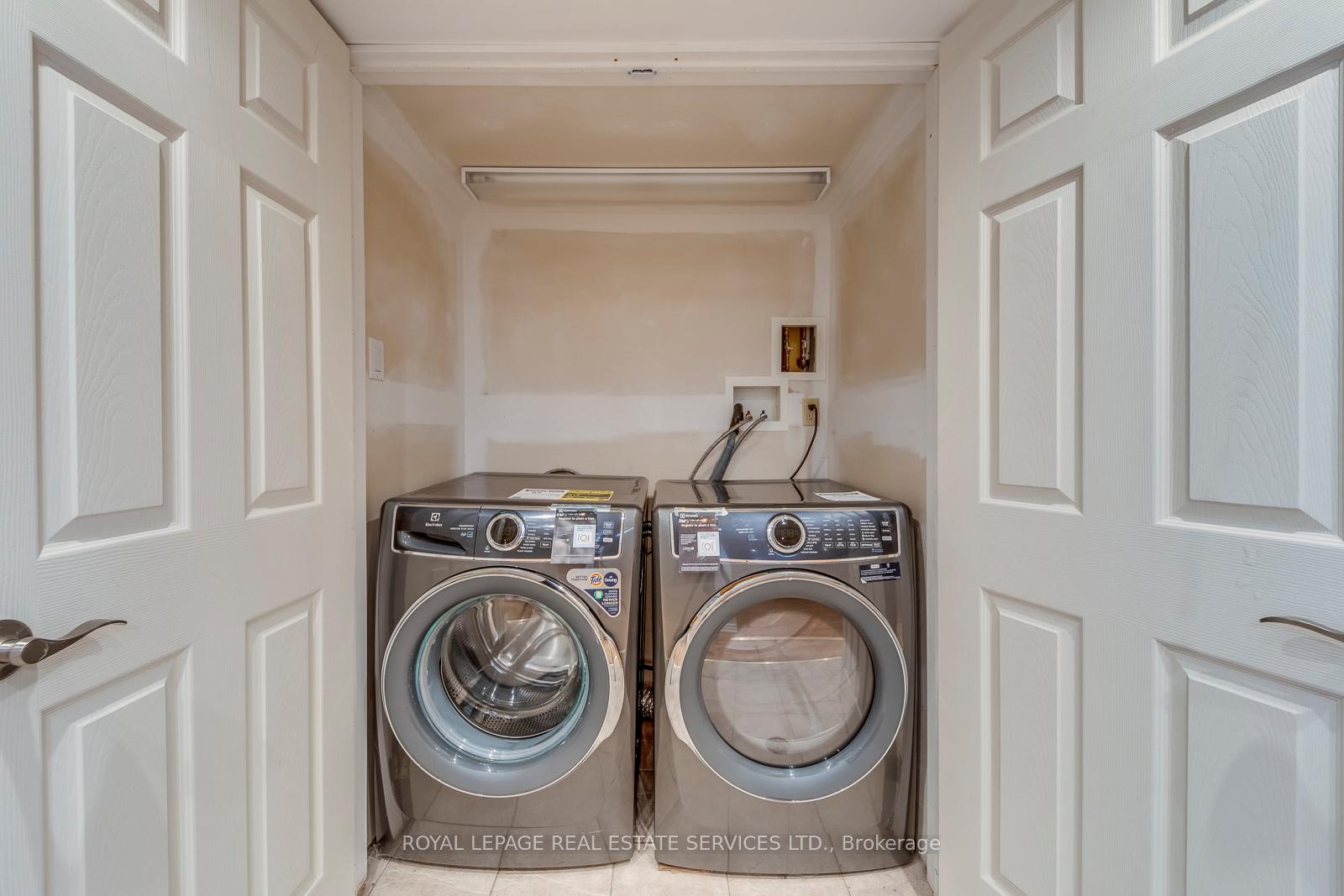 3390 Chartrand Crescent